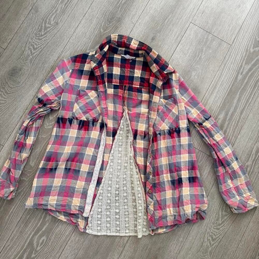 Red blue and beige plaid